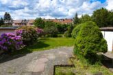 Charmante Doppelhaushälfte mit Garage im Lüneburger Ortsteil Oedeme (Erbbaurecht) - Ansicht von der Terrasse