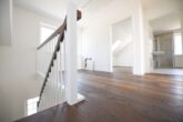 NEUBAU - ERSTBEZUG! Schwedenhaus mit Südbalkon & großem Grundstück in Garlstorf (Bleckede) - DG - Flur