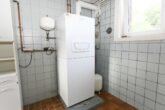 Einfamilienhaus mit zweiter Wohneinheit im Nebengebäude auf großem Grundstück - Haupthaus - EG - Gasheizung